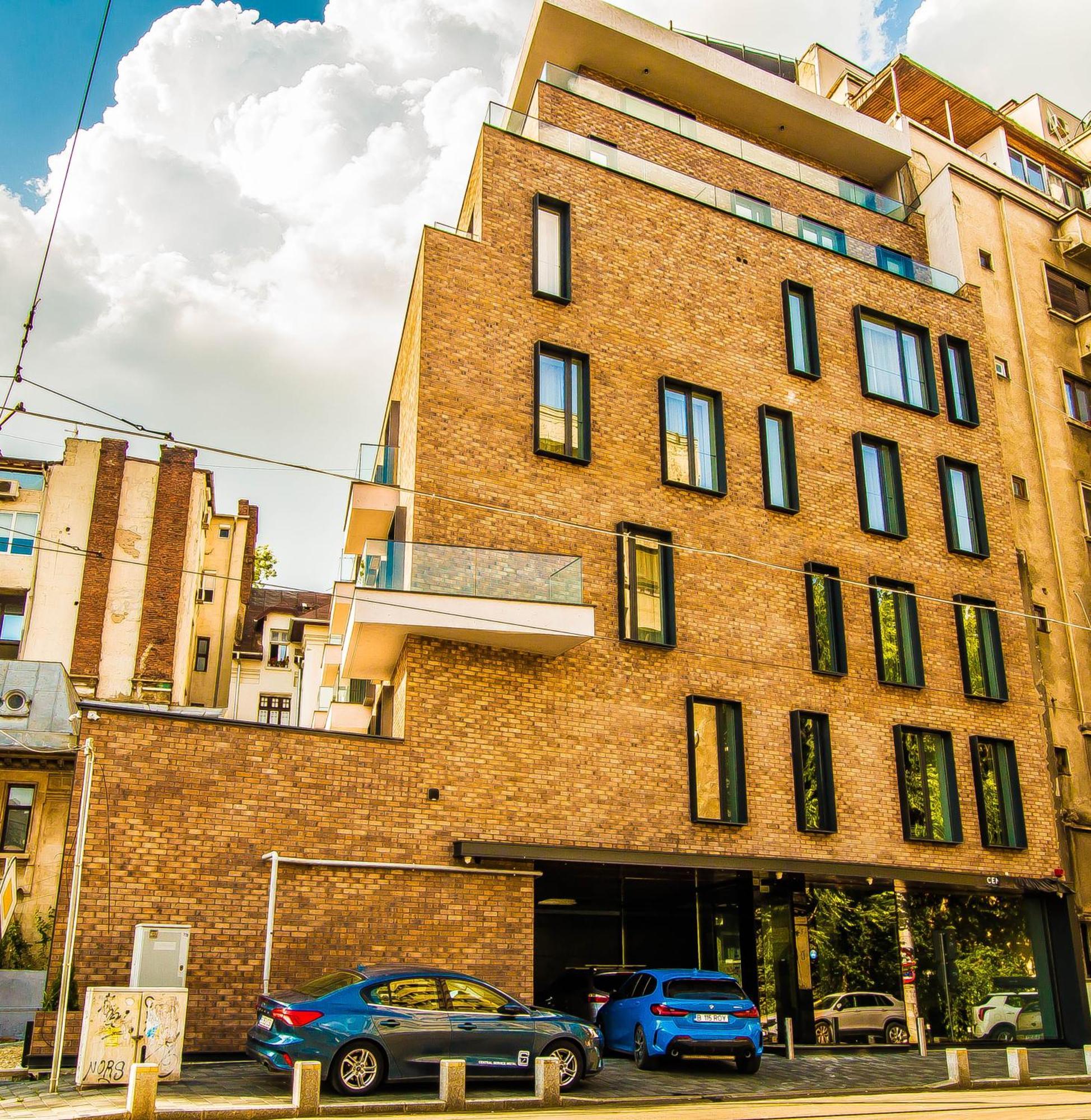 Central Carol Aparthotel 2 Букурещ Екстериор снимка