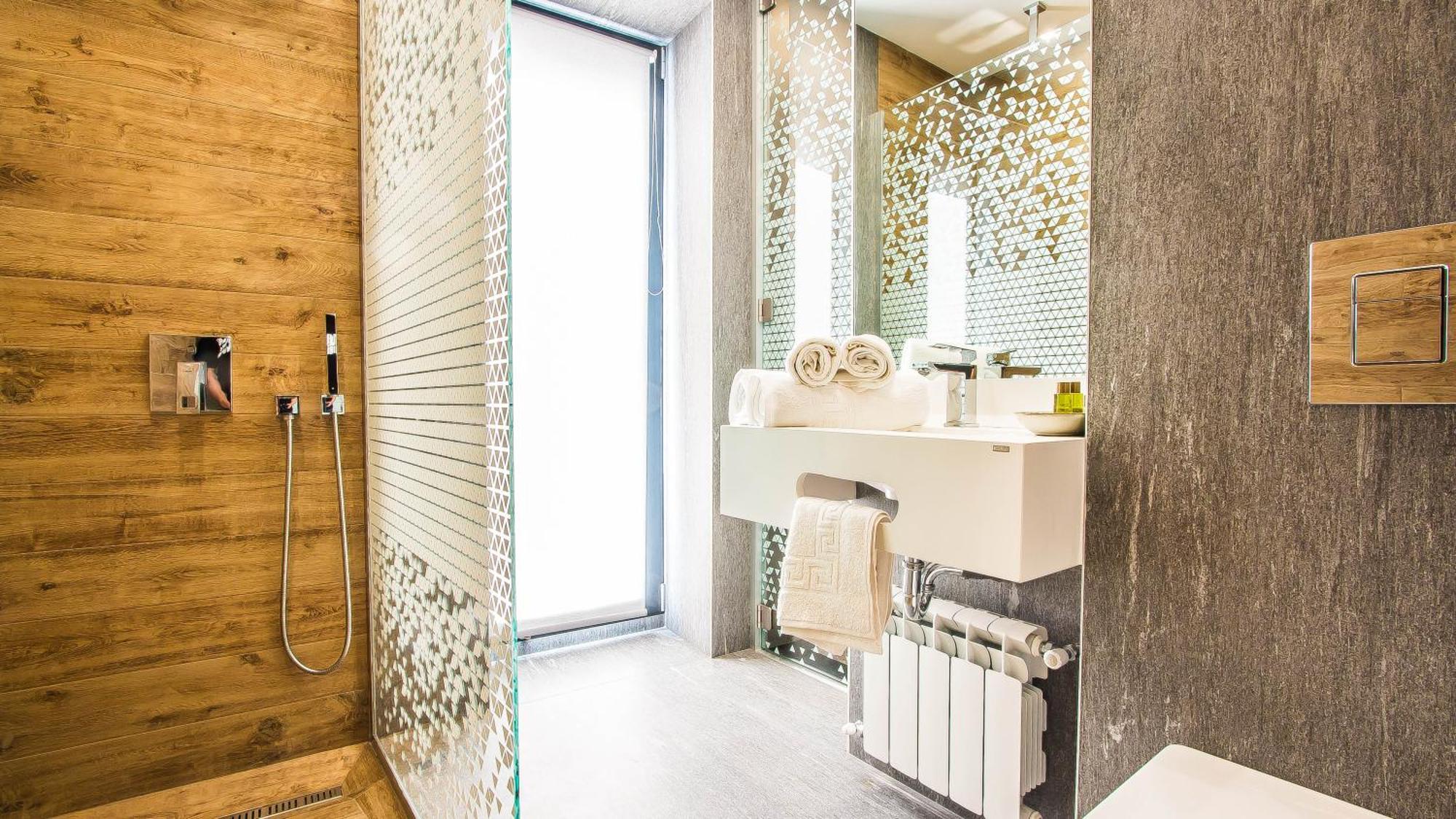 Central Carol Aparthotel 2 Букурещ Екстериор снимка