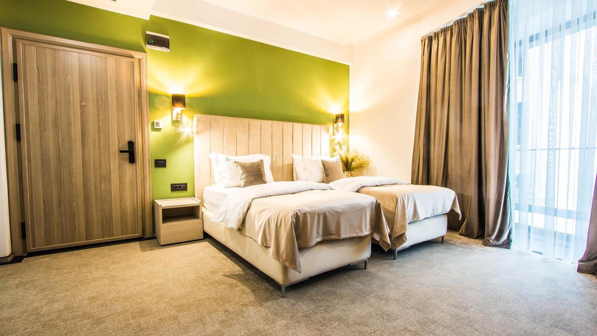 Central Carol Aparthotel 2 Букурещ Екстериор снимка