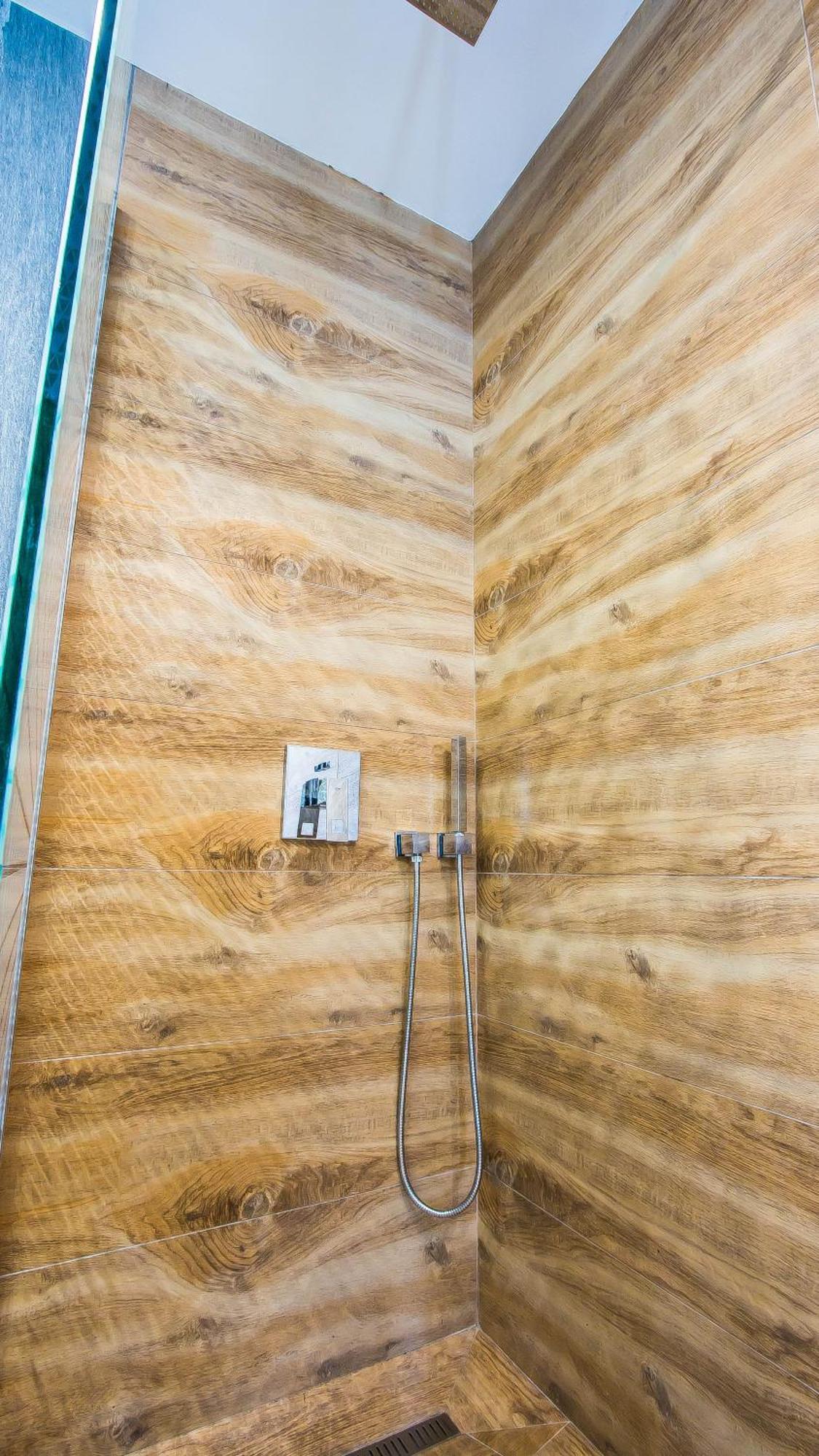 Central Carol Aparthotel 2 Букурещ Екстериор снимка