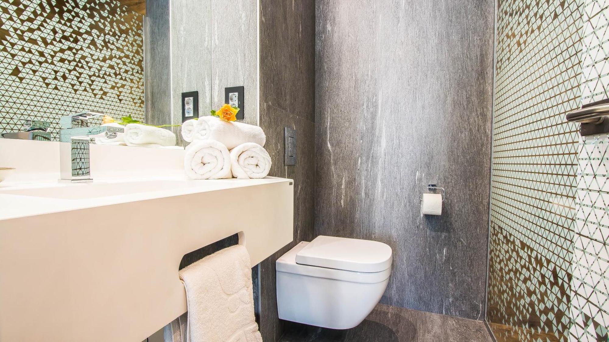 Central Carol Aparthotel 2 Букурещ Екстериор снимка